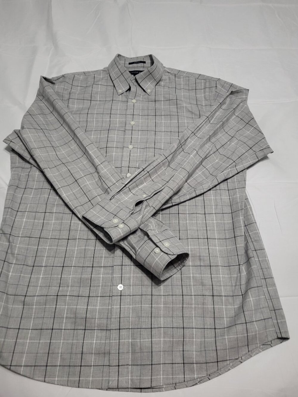 Lands’ End No Iron Twill Long Sleeve Shirt – Size Large Tall (LT)